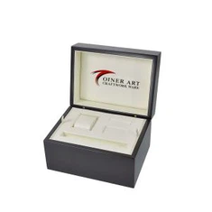 2 ہٹنے والا ٹرے کے ساتھ چمکیلی بلیک واچ باکس